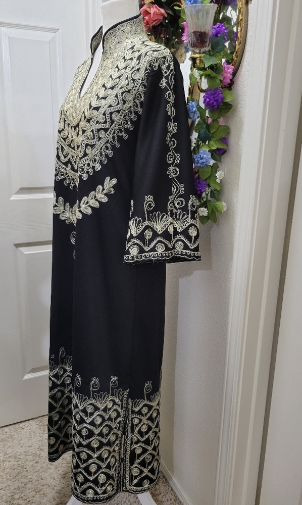 Hand- Made Dress - Picture 6 of 11